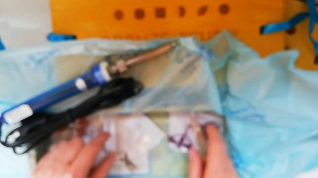 Распаковка материалов для обучения в BRONZE SCHOOL смотреть онлайн