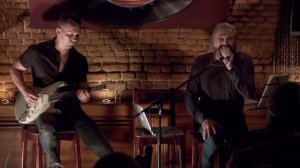 просто чудо! АЛЕШИН АНАТОЛИЙ это надо слышать!!! "необыкновенные глаза",автор Олег Сапегин