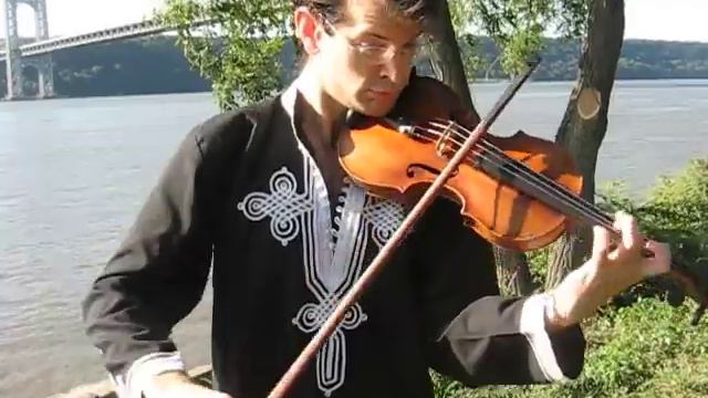 Paganini Caprice #3 - William Harvey, violin смотреть онлайн
