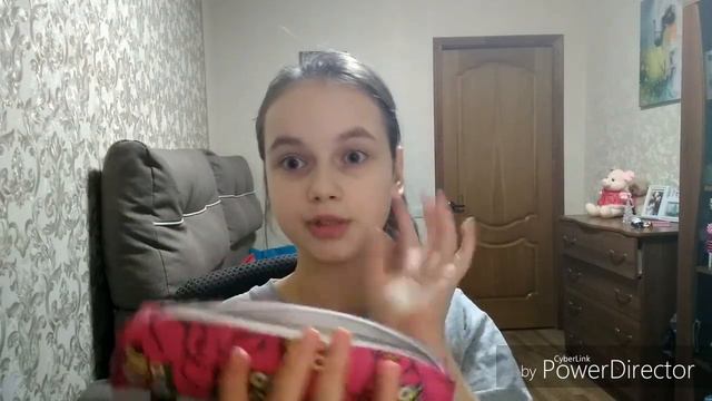 ЧТО В МОЕМ РЮКЗАКЕ?/Liza Tyapochkina смотреть онлайн