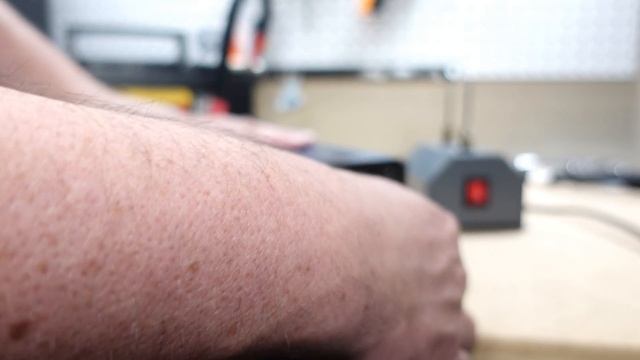 Checking out the ALFFAA 1500 watt Pure Sine Wave Inverter смотреть онлайн