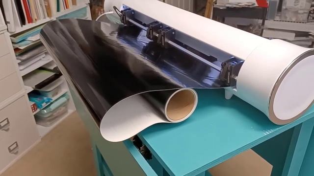 Siser Romeo Roll Holder In Action смотреть онлайн