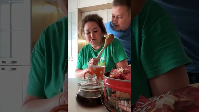 Салям Ботэгезгэлэ!!! Все выпуски идут с опозданием на 10 дней. смотреть онлайн