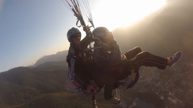 Парапланеризм в Сочи 27.08.2017. Красная Поляна, Горки Город 2200 м. смотреть онлайн