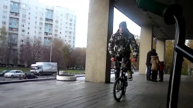 ОДИН МЕСЯЦ НА BMX смотреть онлайн