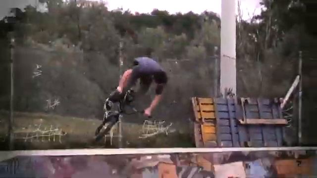 bmx смотреть онлайн