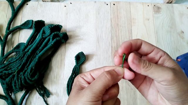 DIY MACRAME FLOWER WREATH | MACRAME WALL HANGING FLOWER TUTORIAL смотреть онлайн