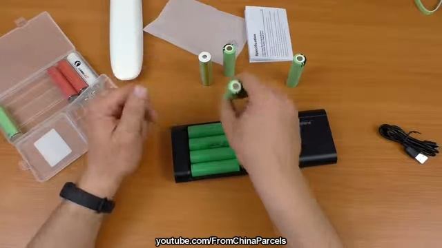 POWERBANK SOSHINE НА 4 АККУМУЛЯТОРА LI ION 18650 смотреть онлайн
