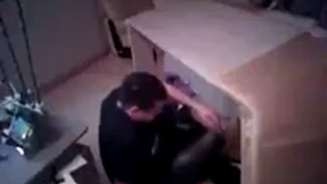 ПРОДОЛЖЕНИЕ РЕМОНТА УГЛОВОГО ДИВАНА смотреть онлайн