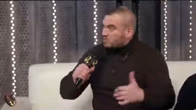 Вот волк из Ирана приехал в России показывает как настоящий иранец смотреть онлайн