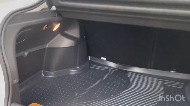 Лада Гранта лифтбэк, LADA Granta Liftback  2023 г.в. Комплектация комфорт 23