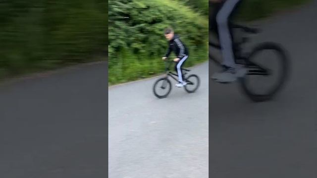 Bunny hop | BMX смотреть онлайн