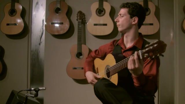 Grisha Goryachev Plays Malagueña By Ernesto Lecuona (2010)
