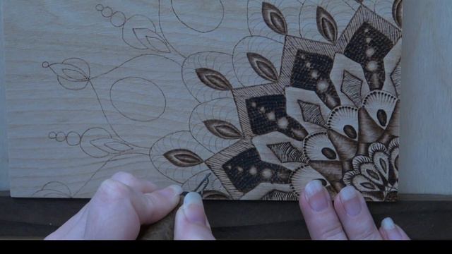 Wood burning for beginners - Mandala II pyrography tutorial смотреть онлайн