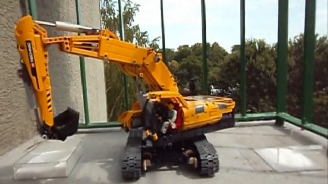 EXCAVATOR HYUNDAI in Lego Technic version #9 смотреть онлайн