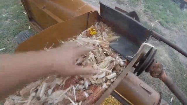 Саморобна теребілка для кукурудзи смотреть онлайн
