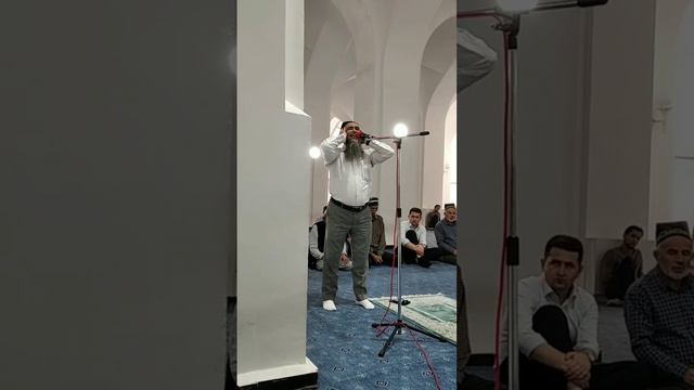 Очень красивое чтение Азана .!!! смотреть онлайн