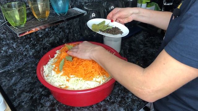АВТО ВЛОГ/САМАЯ ВКУСНАЯ КВАШЕНАЯ КАПУСТА/САМЫЙ ПРОСТОЙ РЕЦЕПТ/ПИЦА БЕЗ ХЛОПОТ/ЗАКУПКА ПРОДУКТОВ/ смотреть онлайн