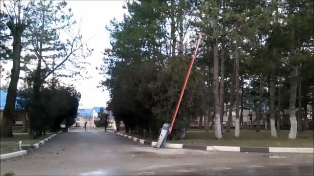 Анапа. Последствия ночного урагана 12.12.2018 Очень сильный ветер. смотреть онлайн