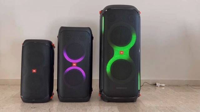 Bass test Jbl PartyBox 310 vs Partybox 710 ?? vol.Max смотреть онлайн