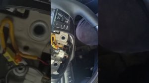 Снимаем подушку безопасности и руль на kia optima