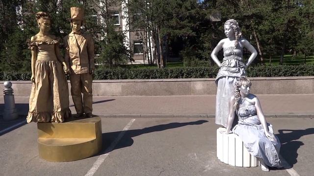 Абакан День города 2013 - живые статуи смотреть онлайн