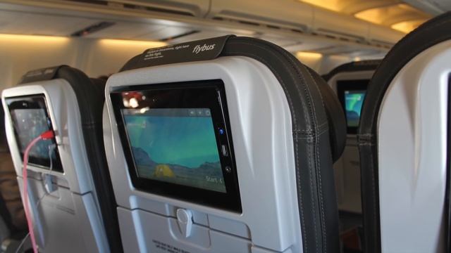 Icelandair 757-200 Oslo-Reykjavik/Keflavik Safety, Takeoff, Inflight, Spectacular Landing смотреть онлайн