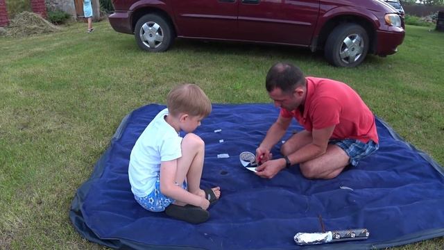 Как и для чего мы клеим надувной матрас))) смотреть онлайн