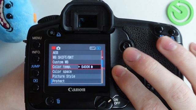 Canon 5D - How To Change Color Temperature смотреть онлайн