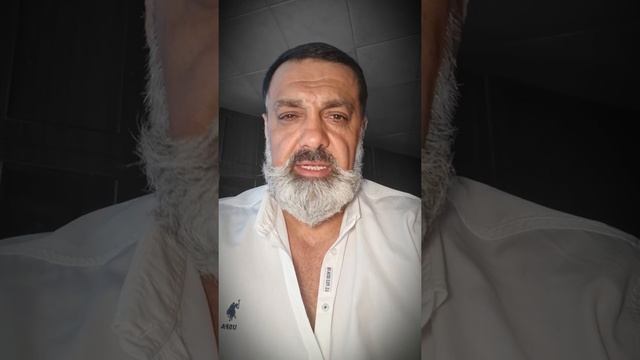 Знаешь Мужчины не плачут : автор: Александр Хейфец смотреть онлайн