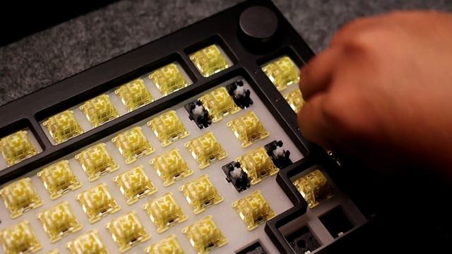 Akko 5075s VIA | Akko Starry Sky | Akko Cream Yellow V3 Pro (Best Budget VIA Compatible Keyboard)