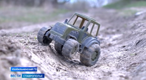 К жителям села Подлужное на Ставрополье скорая не приезжает из-за плохой дороги