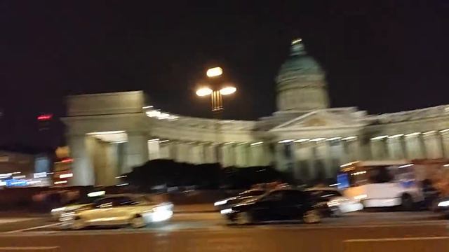 Уличные музыканты на Невском проспекте - 2 смотреть онлайн