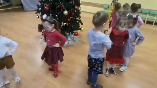 Раз ладошка, два ладошка смотреть онлайн