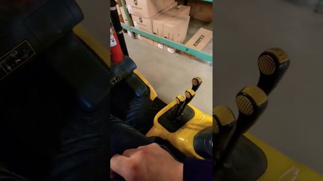 Как ездить на Форк Лифте смотреть онлайн