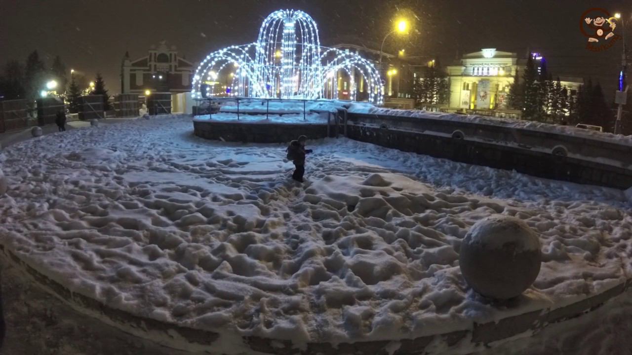 На санках, поездка в метро, детская больница. МанкиТайм смотреть онлайн