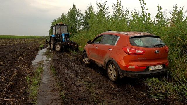 ЖЕСТЬ на РЫБАЛКЕ !!! Как мы выбирались с рыбалки НА ТРАКТОРЕ !!! смотреть онлайн
