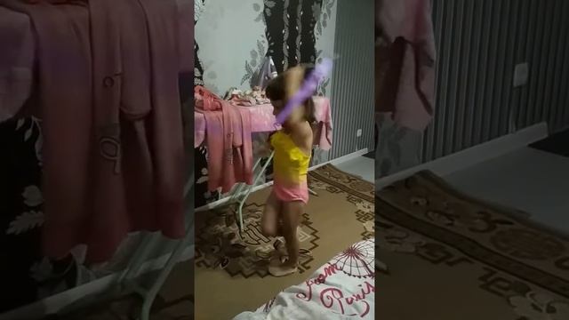 Маленькая гимнастка) смотреть онлайн