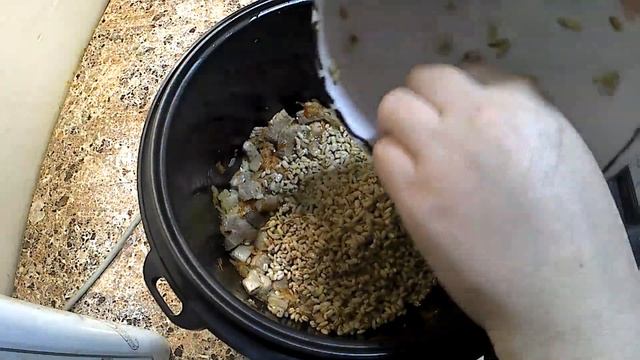 Перловая каша с мясом в мультиварке смотреть онлайн