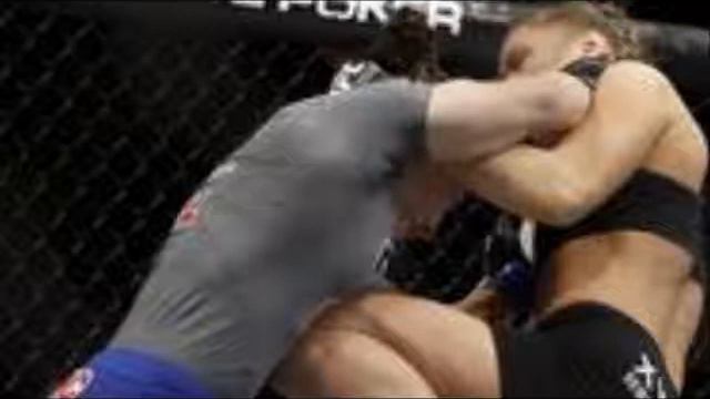 Women Fighting - Sad show on how to hurt a civilization смотреть онлайн
