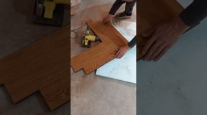 как положить ламинат елочкой . ламинат ёлкой самый лёгкий способ.