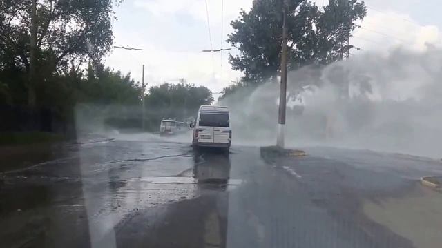 Прорыв канализации Кривой рог смотреть онлайн