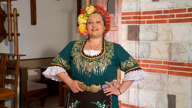 Iva Gidikova Ork kam Ansambal Pazardjik Sama moma | Ива Гидикова - Сама мома смотреть онлайн