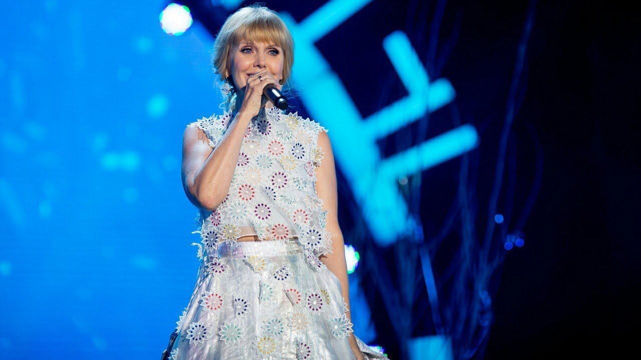 Валерия - Время Любить (@ Фестиваль "Жара-2017", Юбилейный вечер Софии Ротару, Баку) смотреть онлайн