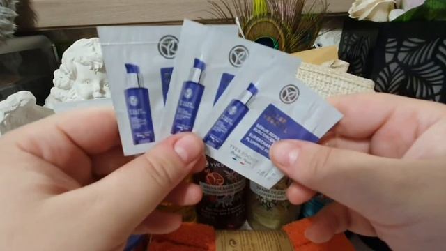 Заказ по новогоднему бланку Yves Rocher☺️ смотреть онлайн