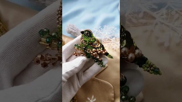 Шикарная брошь птица лепрекон. Золотая птичка. Leprechaun Gold bird brooch Pin 🎅🎅🎅 смотреть онлайн