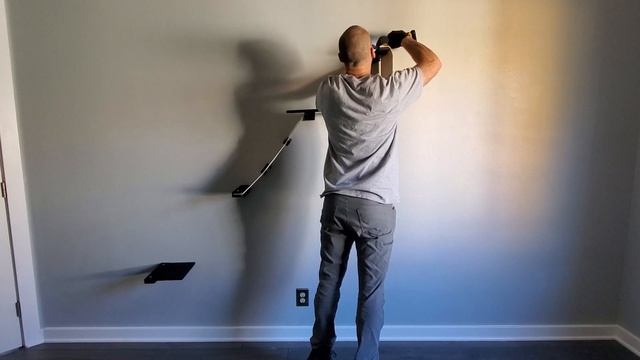 Installing a custom Catastrophic Creations cat wall смотреть онлайн