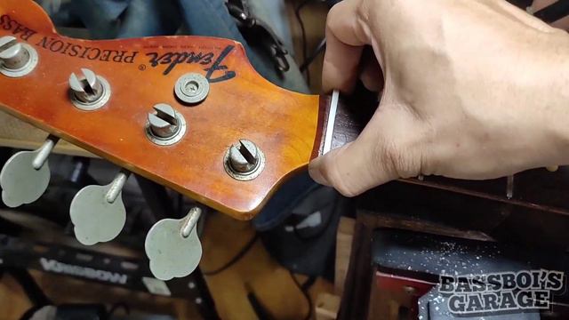 Membuat Nut Fender Precision Bass 1974 смотреть онлайн