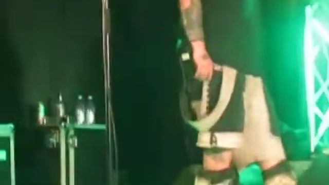 In Extremo - Herr Mannelig ( Ekaterinburg.09.04.2014 )