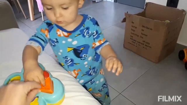 РАЗВИВАЮЩИЕ ИГРУШКИ ДЛЯ ДЕТЕЙ ДО 2Х ЛЕТ.НАШИ ЗАНЯТИЯ смотреть онлайн